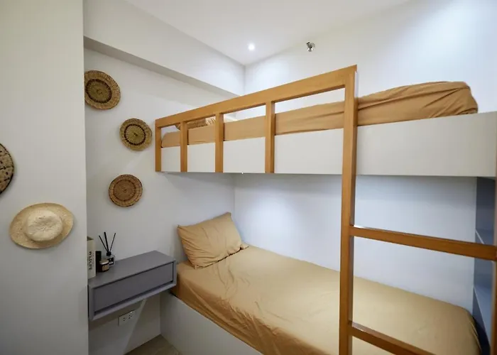 Spacious 2 Bedroom Unit Near Pasig & Bgc