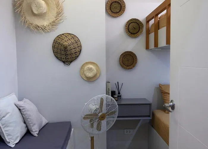 Spacious 2 Bedroom Unit Near Pasig & Bgc *